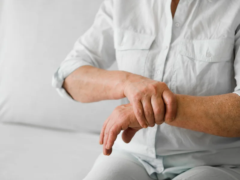 Chiropractic care for carpal tunnel at Complete Chiropractic Sports & Wellness in Durham
