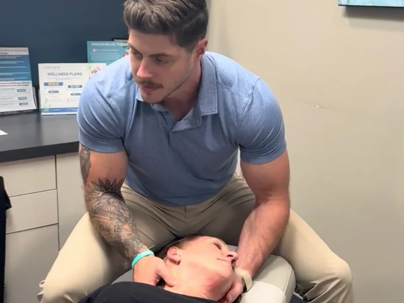 How Complete Chiropractic Sports & Wellness treats neck pain in Durham